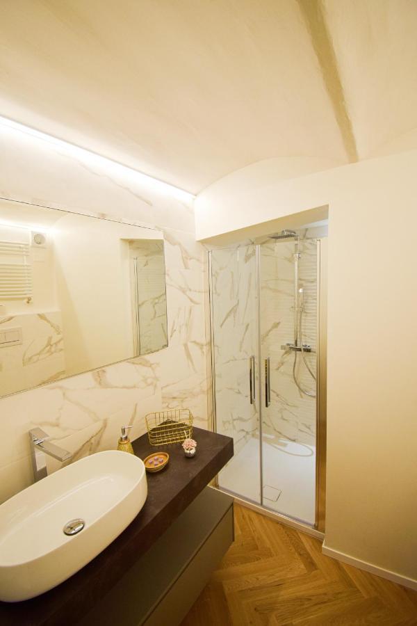 Sibilla Suite Apartment - Via Piella 14 Bologna Ngoại thất bức ảnh