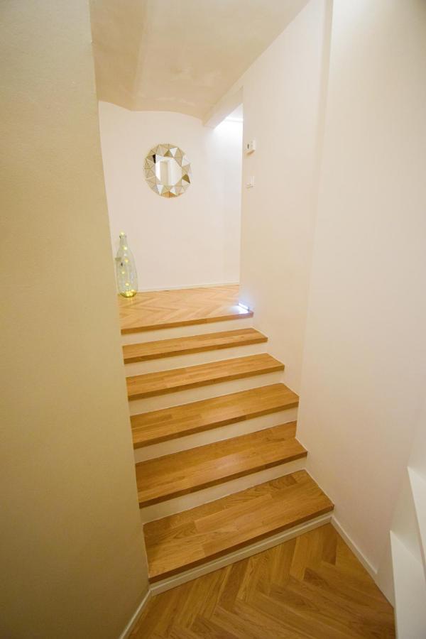 Sibilla Suite Apartment - Via Piella 14 Bologna Ngoại thất bức ảnh